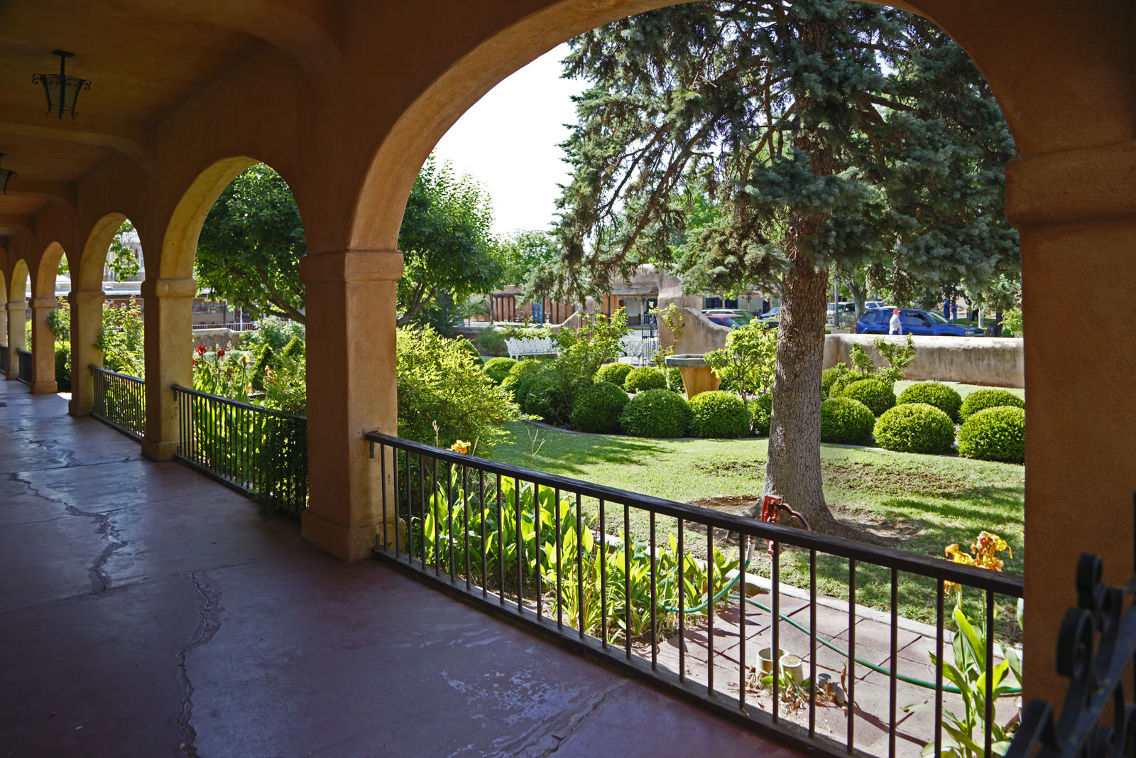 Arched Portico and Garden
